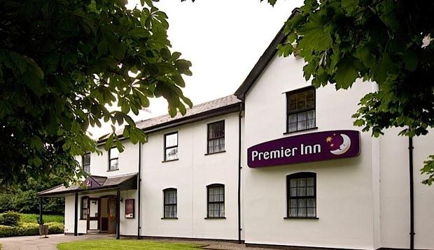 Premier East Hotel 3*